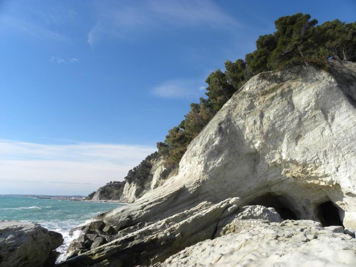 Mare Di Stelle Bed and Breakfast Sirolo Exterior foto