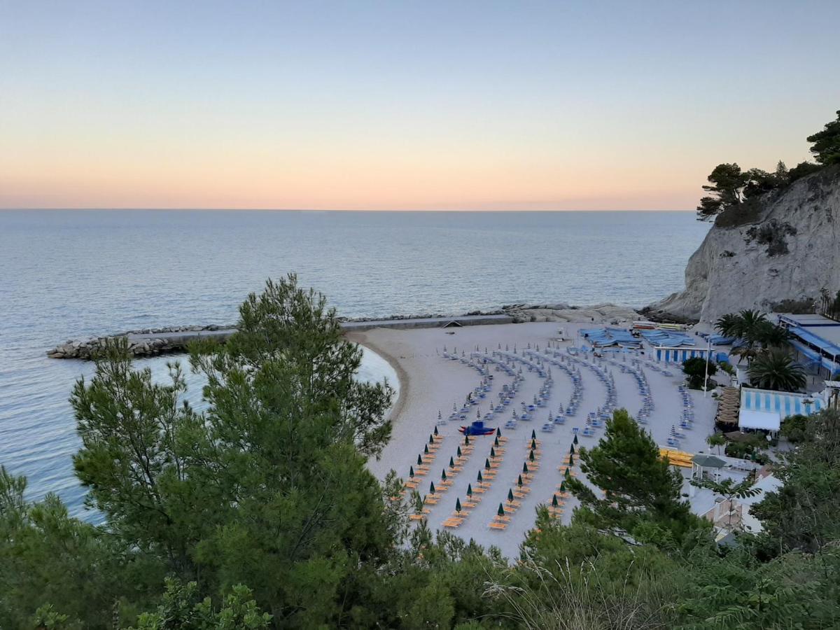 Mare Di Stelle Bed and Breakfast Sirolo Exterior foto